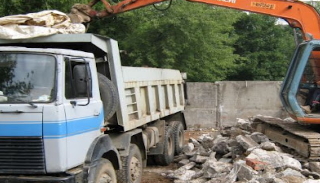 Вывоз строительного мусора с участка в грозном недорого от 1574 руб. | 2Землекопа-Грз